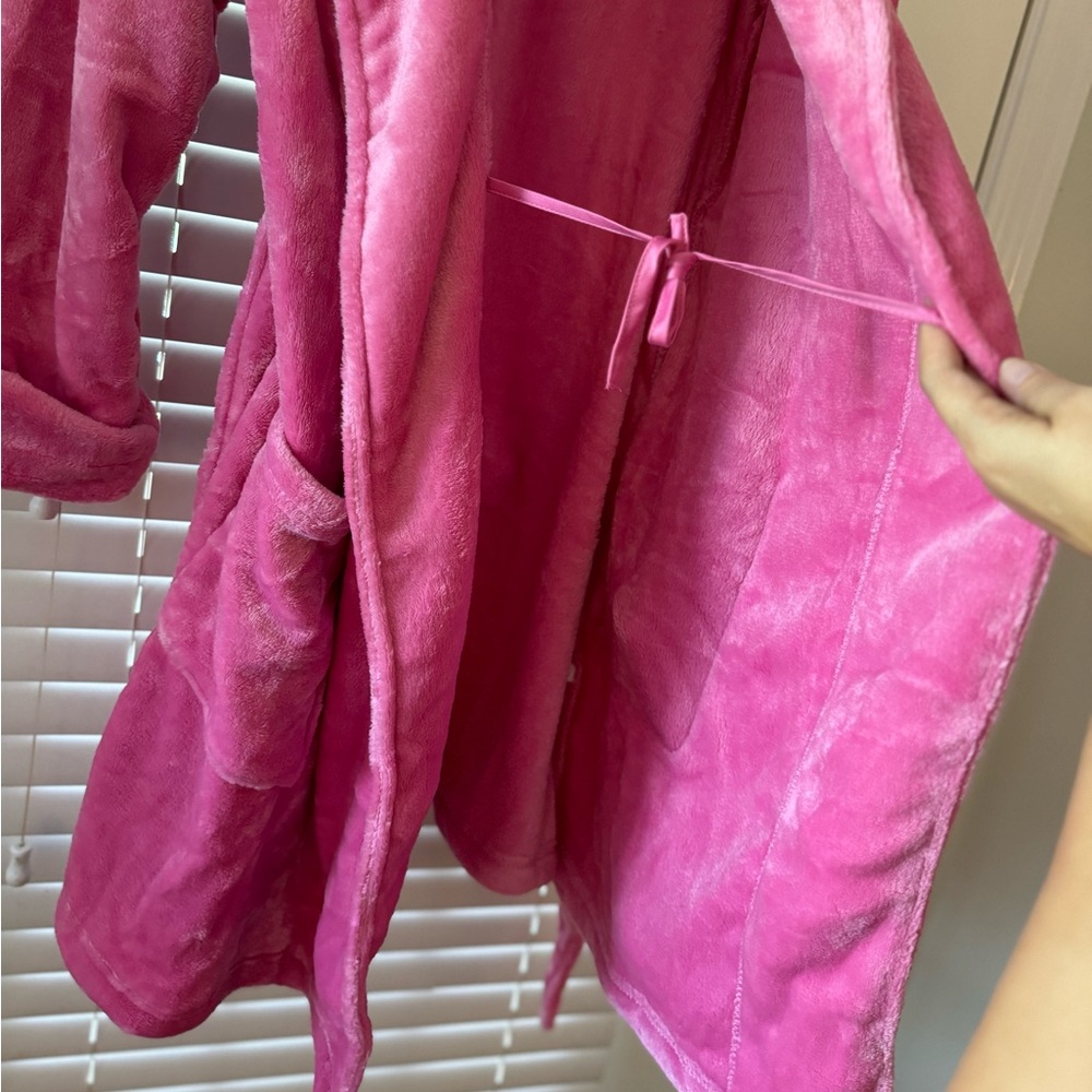 Soma Plush Short Robe (NWT!) - Picture 9 of 16